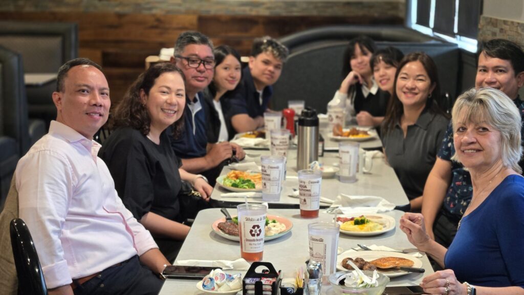 College Seminar “Leadership & Team Works”